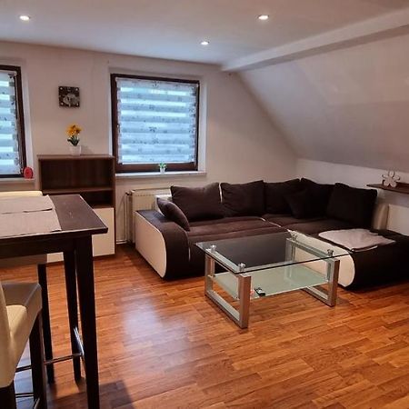 Suesse Kleine Ferienwohnung بيرنا المظهر الخارجي الصورة
