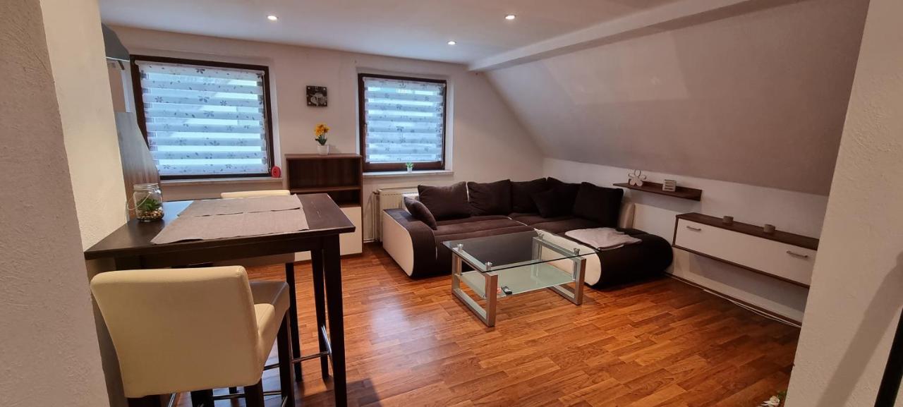 Suesse Kleine Ferienwohnung بيرنا المظهر الخارجي الصورة